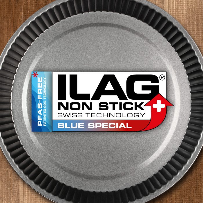 Anthracite coated inside of a round baking tray with a wavy edge - ILAG logo with blue and red shaded Blue Special lettering in the center and on the left hand side an extra labeling "PFAS-FREE" in blue